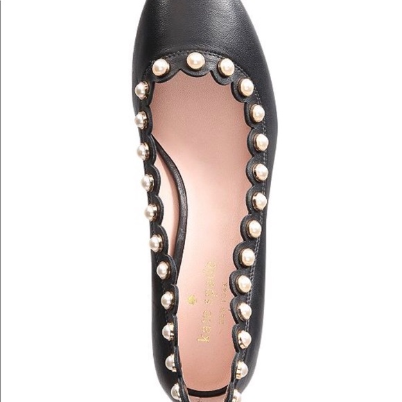 Beautiful statement shoe - Picture 4 of 5